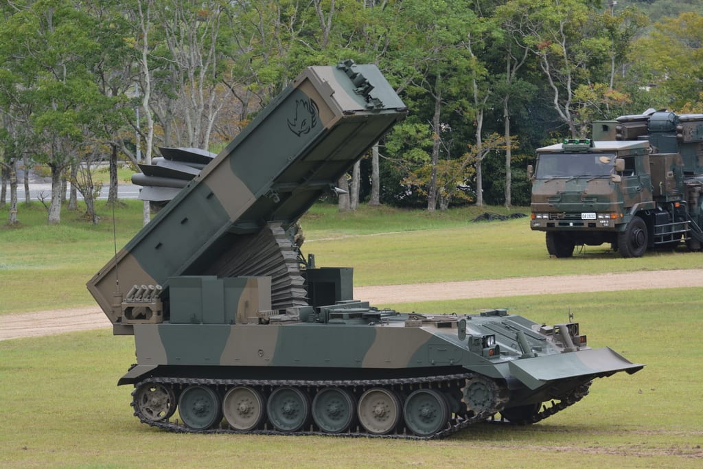 73式牽引車をベースに開発された92式地雷原処理車 陸上自衛隊 船と飛行機と電車 きままに