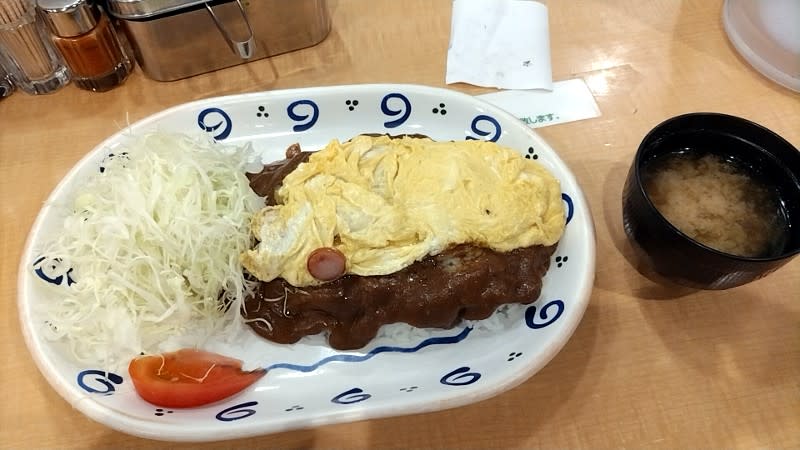 バーグ吉野町店:ウィンナーチーズオムレツカレー