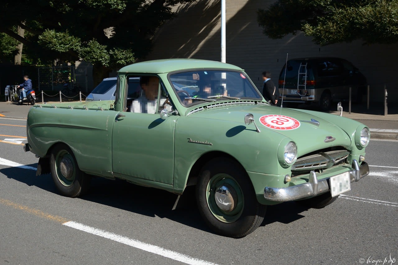 Toyopet Masterline Pickup 1955- サイドのキャラクターラインが Toyopet Masterline Pickup 1955- サイドのキャラクターラインが