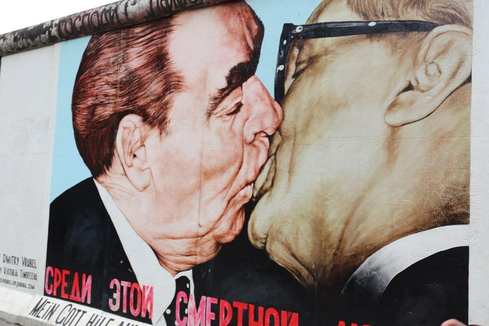 ベルリンの壁 熱いキス アネッティワールド ベルリンの壁 熱いキス アネッティワールド