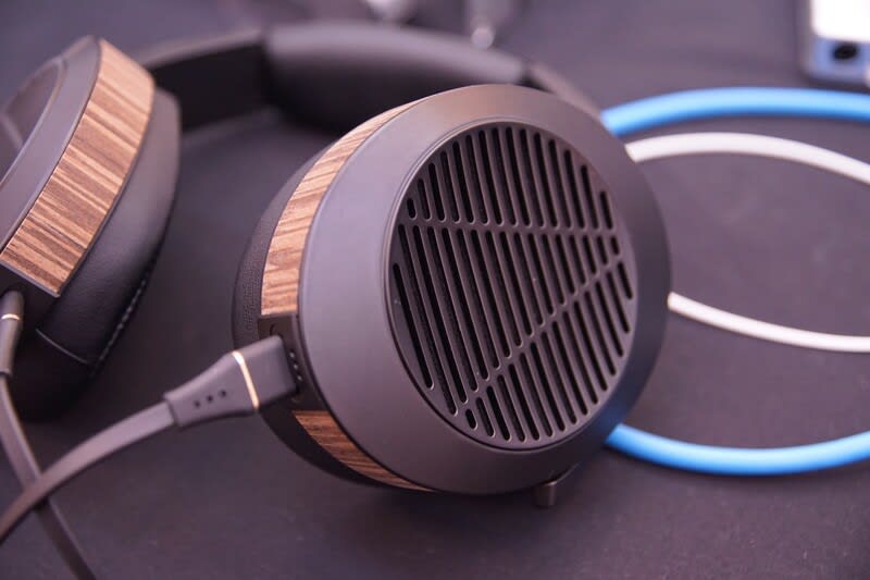 Audeze EL-8