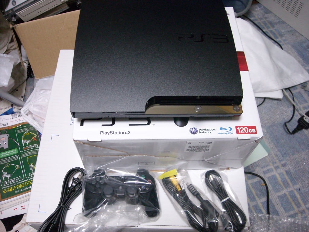 新型1gbのps3 Cech 2100a のhddを交換してみた きたへふ Cチーム のブログ