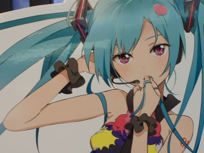 Livetune Feat 初音ミクの等身大パネルと一緒に撮影しようよっ おまけ的オタク街 アキバやポンバシの情報発信基地