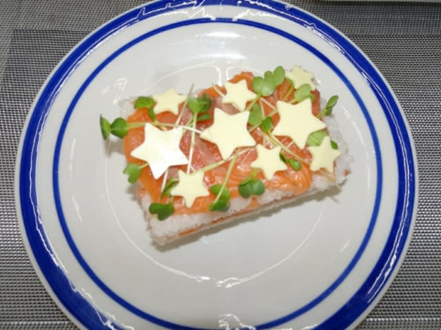 11月1日 楽しいハロウィン も無事終わり 店内放送はクリスマスソングが流れました かわいいお料理の紹介始めます