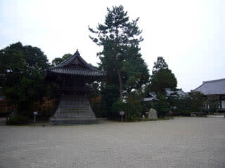 西大寺境内・鐘楼の写真