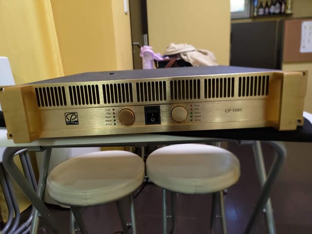 CLASSIC PRO / CP1000 ステレオ・パワーアンプの排熱ファンが CLASSIC PRO / CP1000 ステレオ・パワーアンプの排熱ファンが
