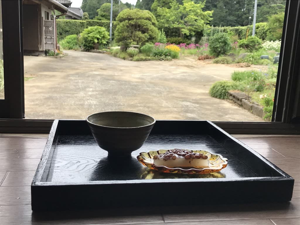 久しぶりに縁側茶 カメラはいつもポケットに ー 久しぶりに縁側茶 カメラはいつもポケットに ー