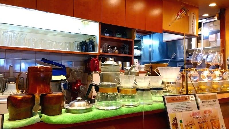 珈琲舎YOKOHAMA:店内