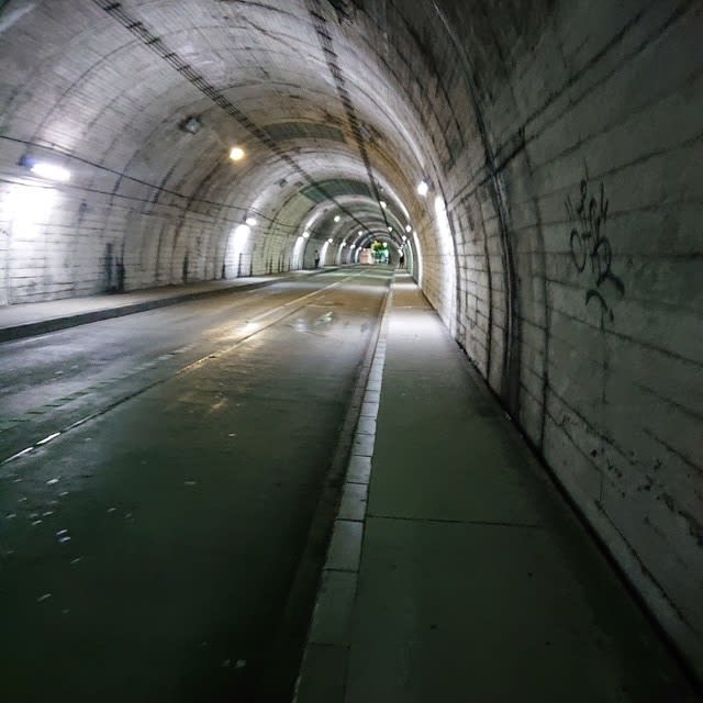横須賀は日本一トンネルが多い街 横須賀うわまち病院心臓血管外科