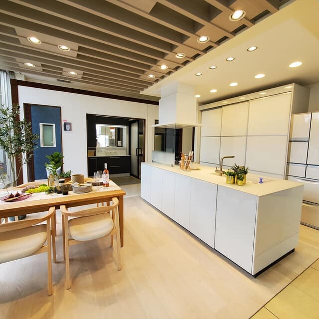 住まいの設計とデザインの勘所 間取りと住まいでの過ごし方の工夫 キッチンで過ごす時間と台所としての使い勝手を丁寧に暮らしに応じてサイズのバランスは大切 奈良県 建築家が感じる設計事務所の家づくり日記 住まいの設計や住宅設計 注文住宅 注文建築